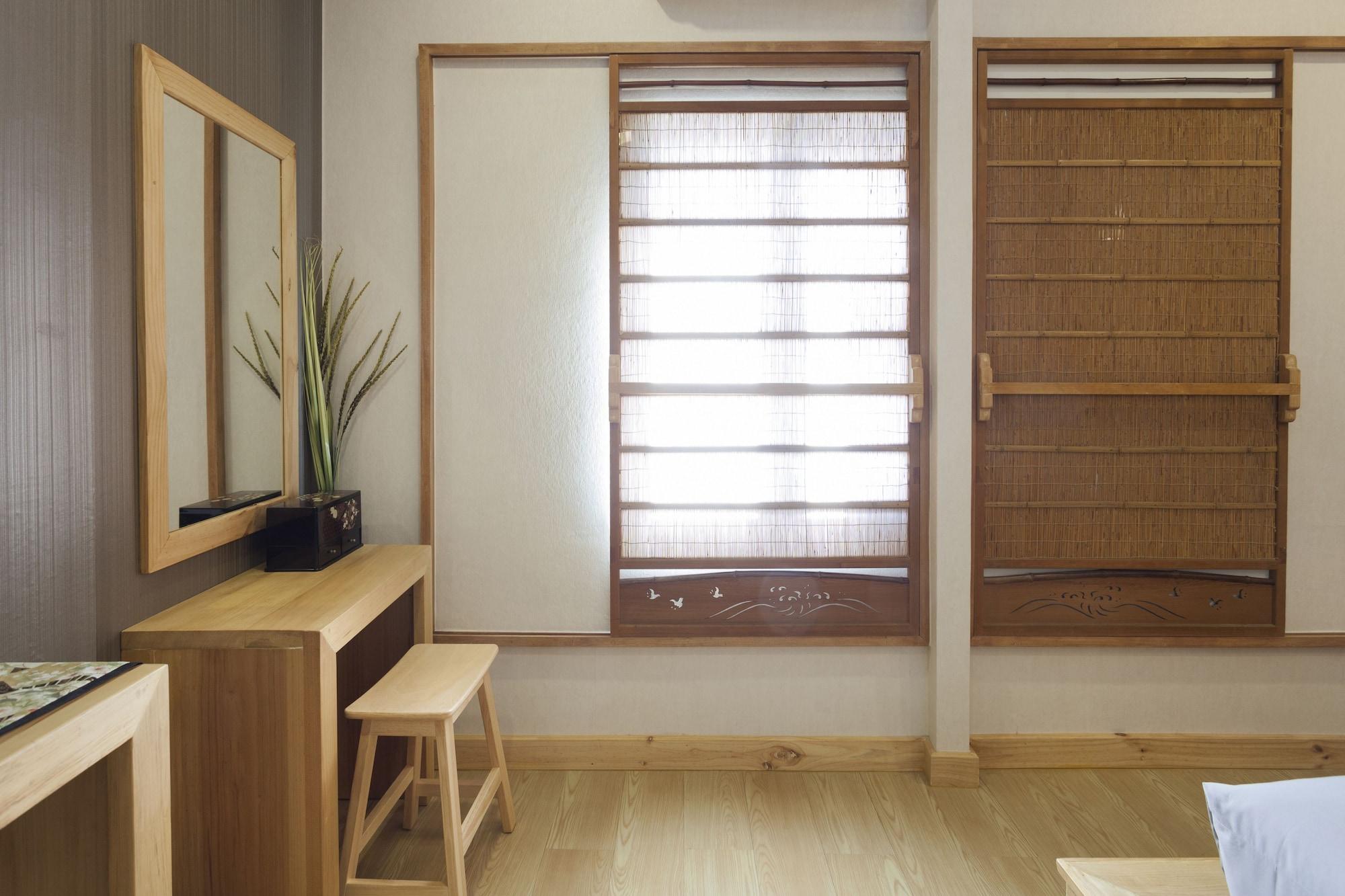 Haikin Ryokan Чиангмай Экстерьер фото