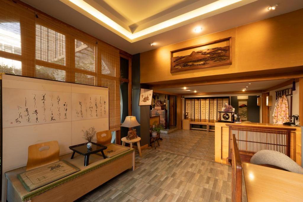 Haikin Ryokan Чиангмай Экстерьер фото