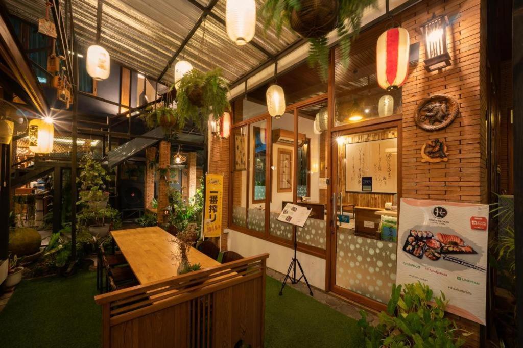 Haikin Ryokan Чиангмай Экстерьер фото