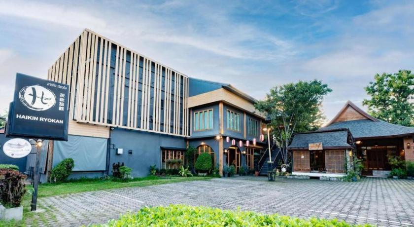 Haikin Ryokan Чиангмай Экстерьер фото
