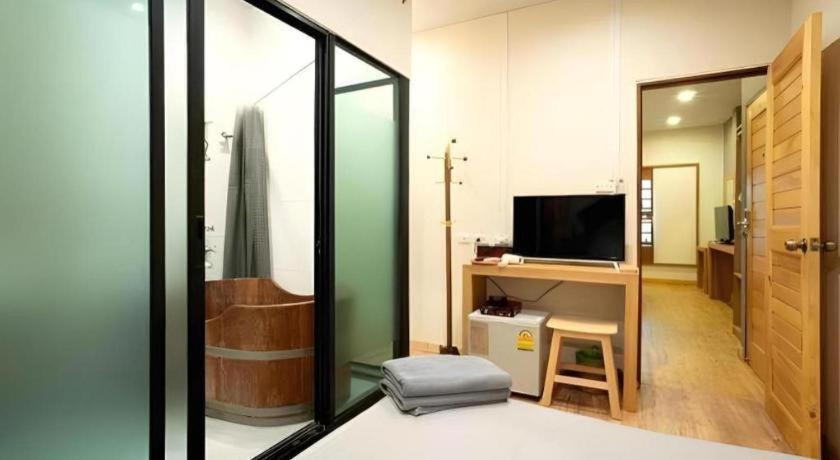 Haikin Ryokan Чиангмай Экстерьер фото